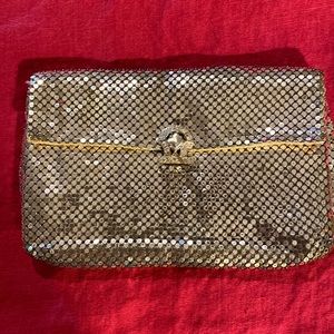 Vintage Whiting and Davis silver mesh wristlet